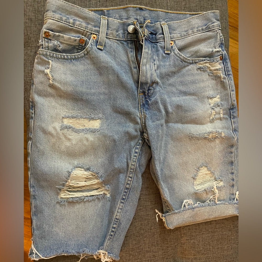 Levis 511 denim shorts. Unisex Size 29